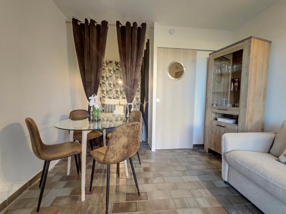 "Les Voiles" Hyeres Apartment ภายนอก รูปภาพ